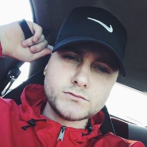 Meet your Posher, Brady